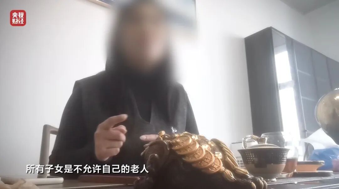 面对315记者，冒牌专家直呼：咱最好过了315吧，好吧？